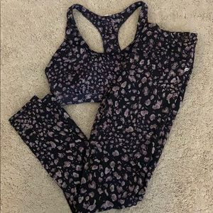 fabletics sports bra and workout pants set